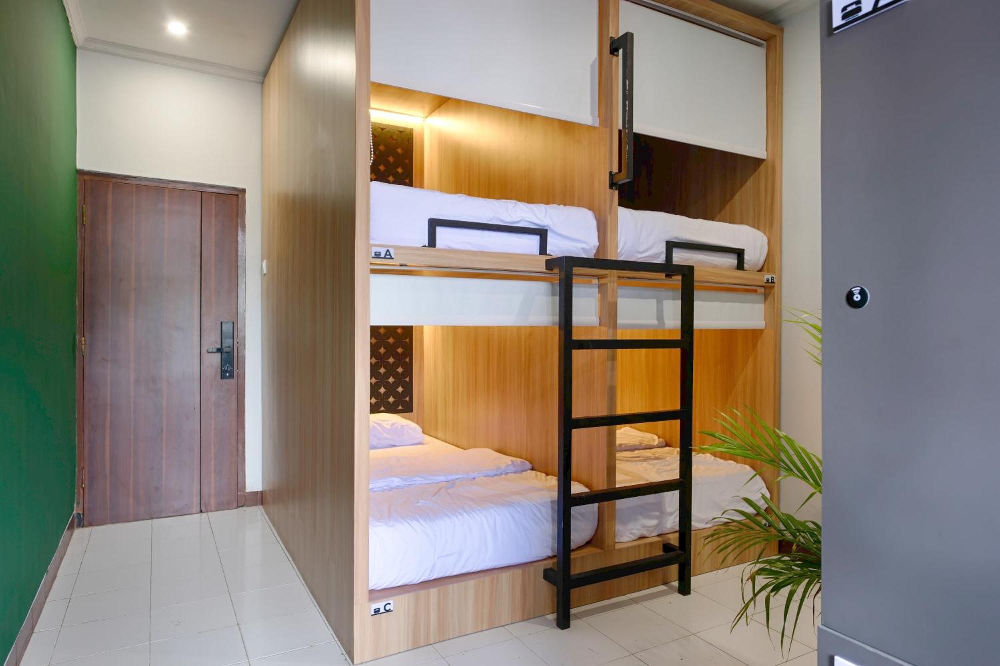 Hubs Hostel Yogyakarta Eksteriør bilde