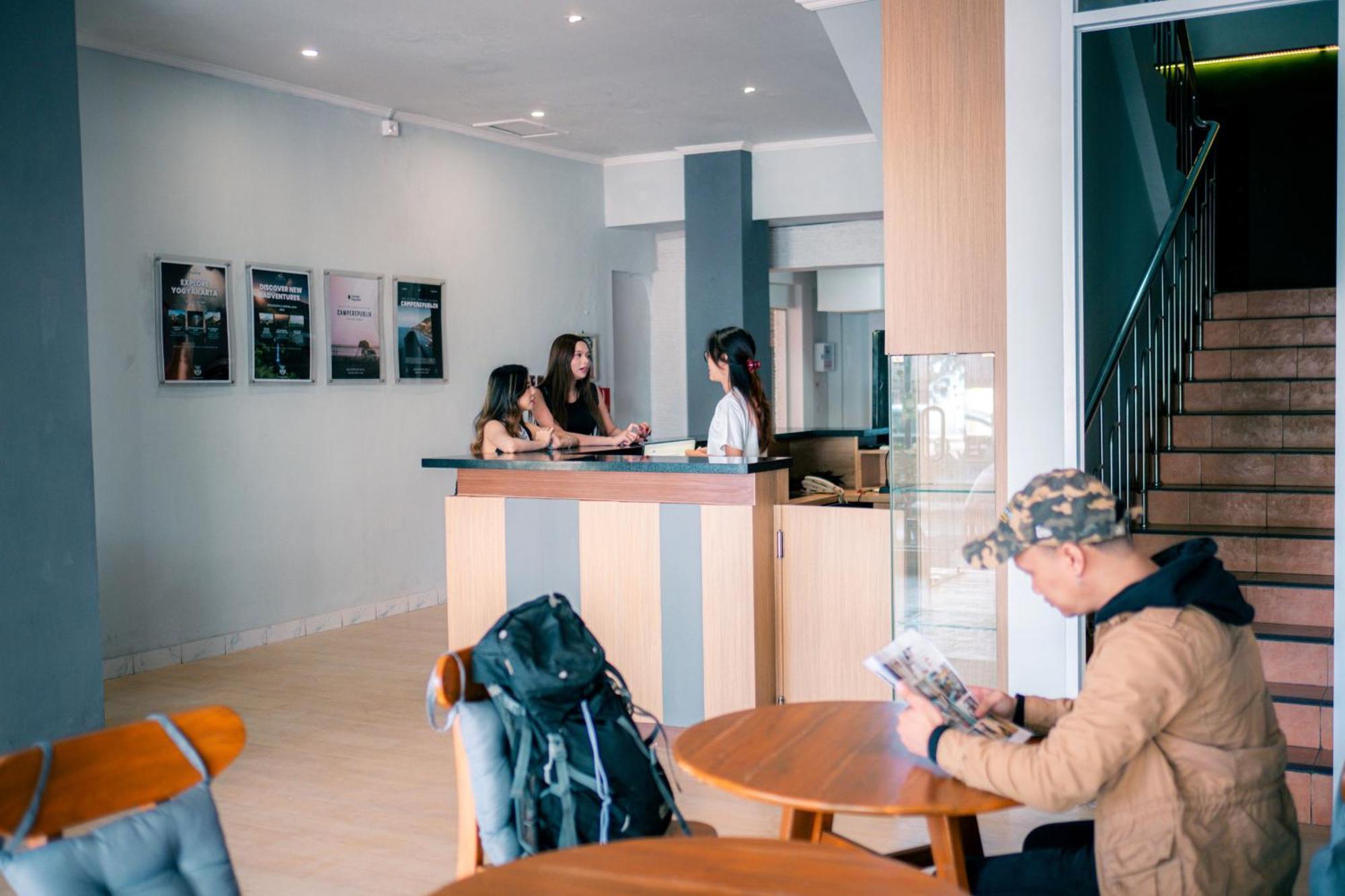 Hubs Hostel Yogyakarta Eksteriør bilde